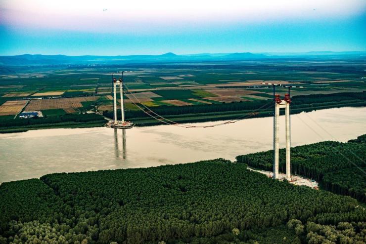 Braila Bridge under construction