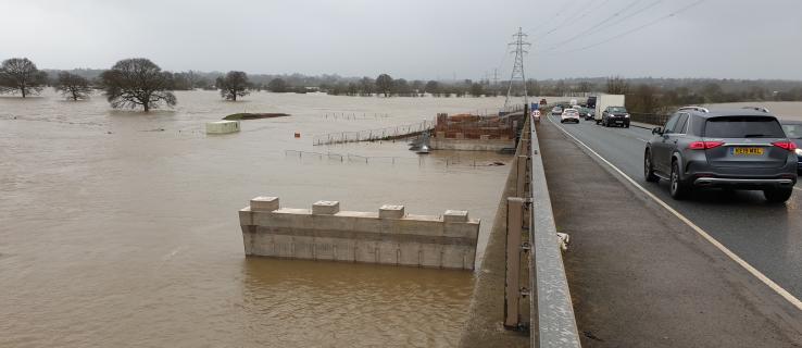 Carrington Bridge - flooding