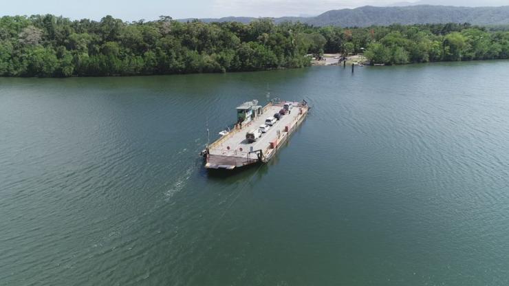 Daintree River crossing