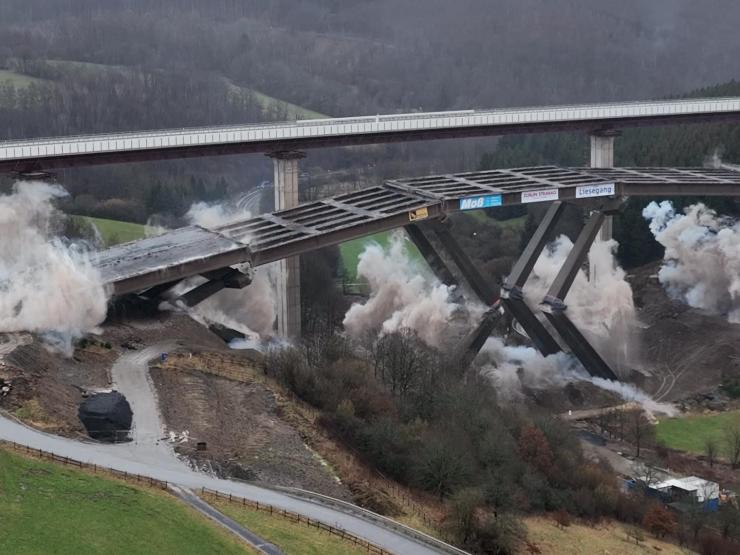 Rinsdorf Viaduct demolition
