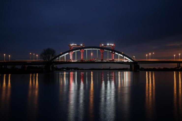 Removal of the bridge at Vianen - Mammoet