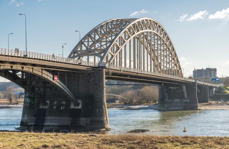 Waalbrug