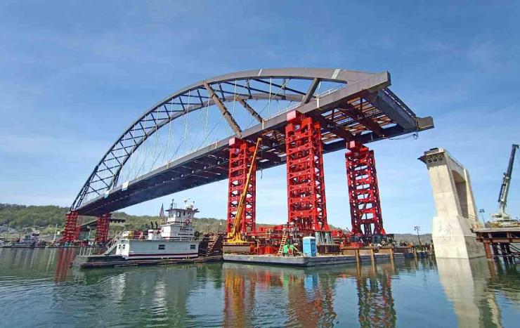 Wellsburg Bridge being moved into position